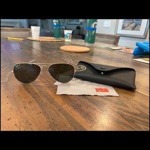 Polarized ray ban aviators